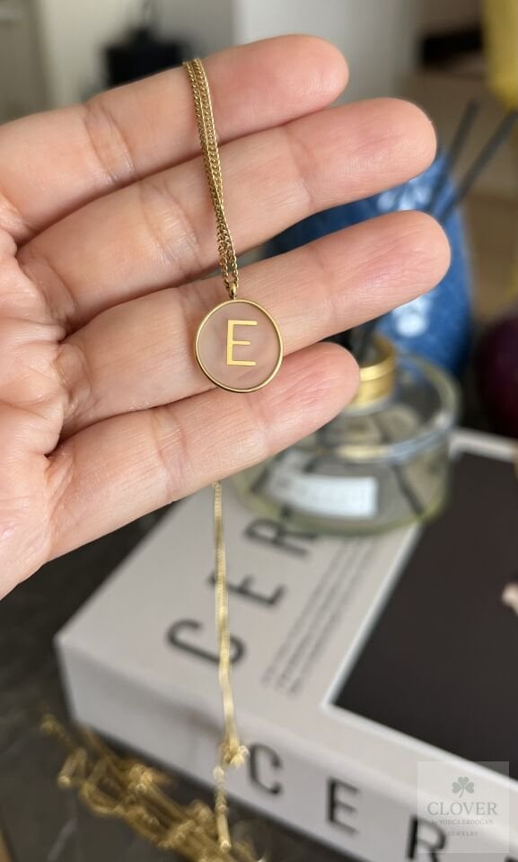 Paslanmaz Çelik E harf Kolye