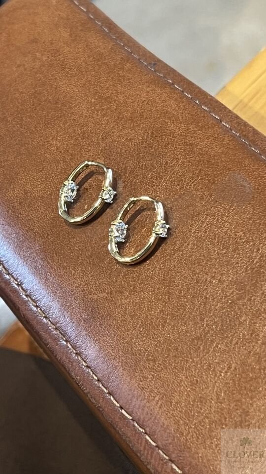 Xuping Kaplama Elips Taşlı Küpe